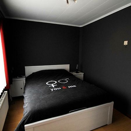 Holiday Home De Judestraat นอคเคอ-เฮสท์ ภายนอก รูปภาพ